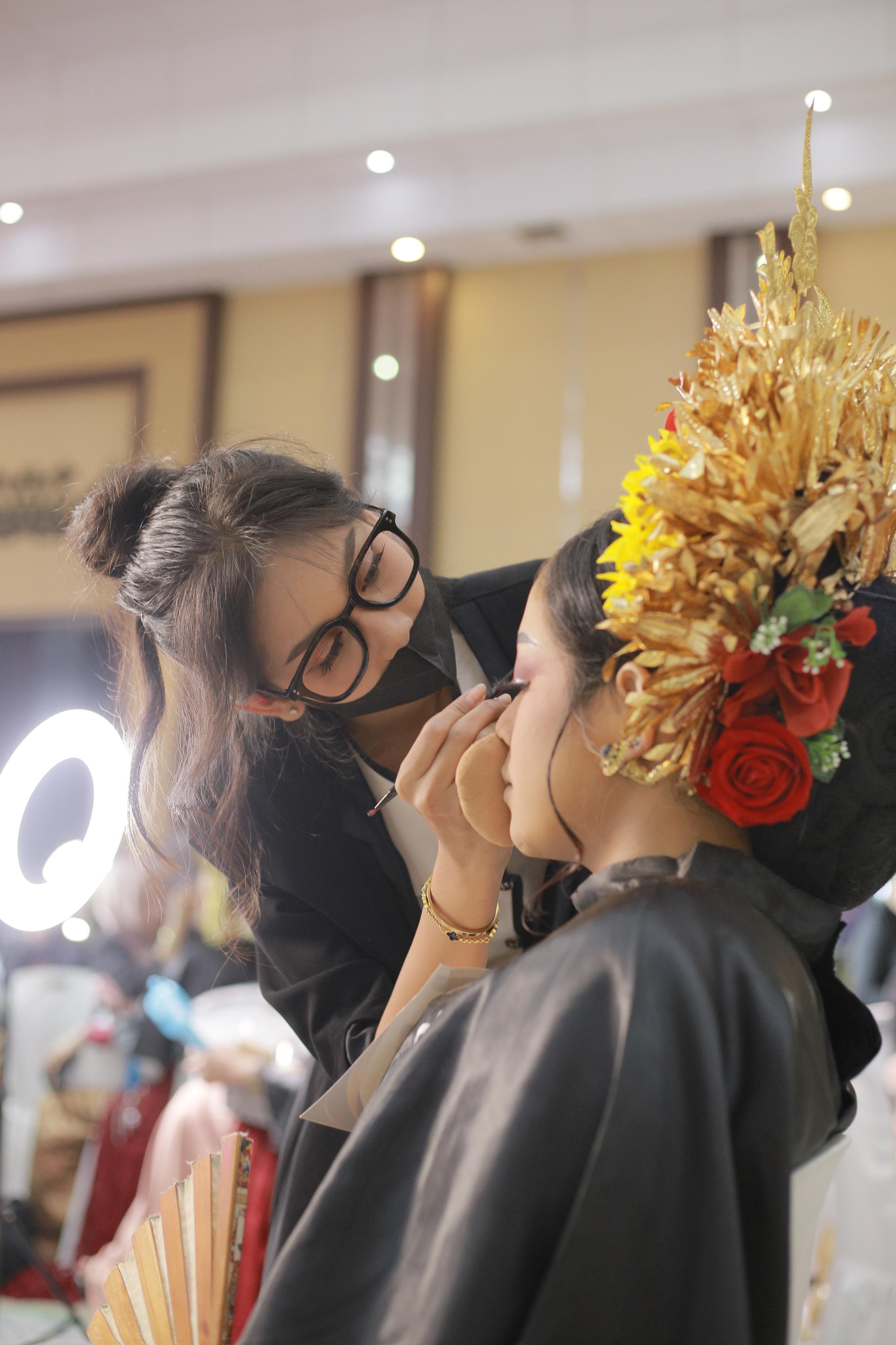 Professional makeup artistry by Ignasia